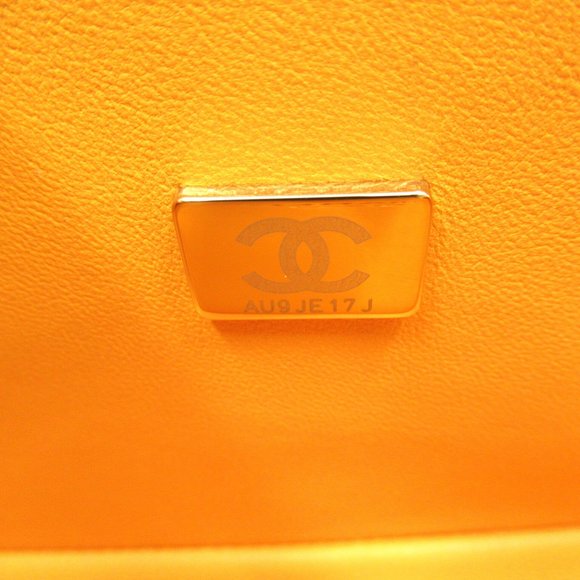 CHANEL Boy  Chen Shoulder Yellow Caviar Skin [Grained Calf] A67085 - Picture 8 of 10